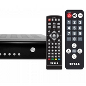 DVB-T2 set-top boxy pro seniory nabízejí větší ovladač