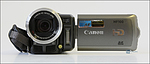 Canon HF100 - čelní pohled