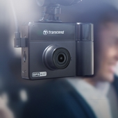 Transcend DrivePro 550: autokamera se dvěma objektivy